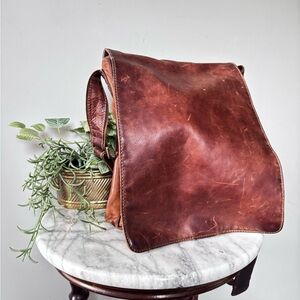 Vintage Visconti Weathered Brown Leather Messenger Bag- Y2K